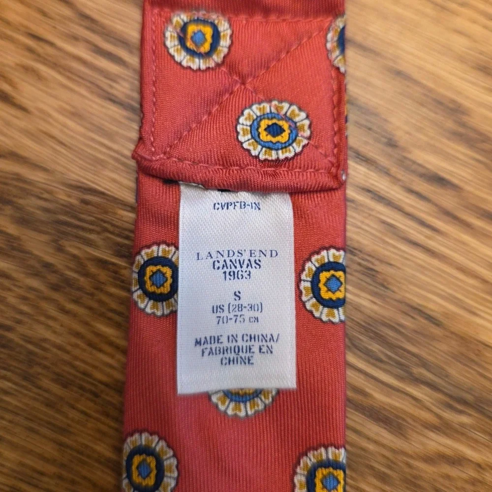 Lands End 100% Silk Belt Womens Pink Silk Medallion D-Ring Tie Small (28-30)